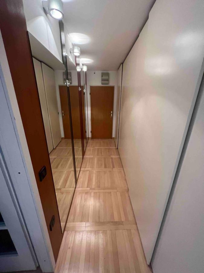 Comfy Flat In City-free Parking *